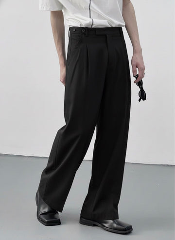 NOIRÉ PLEAT TROUSER